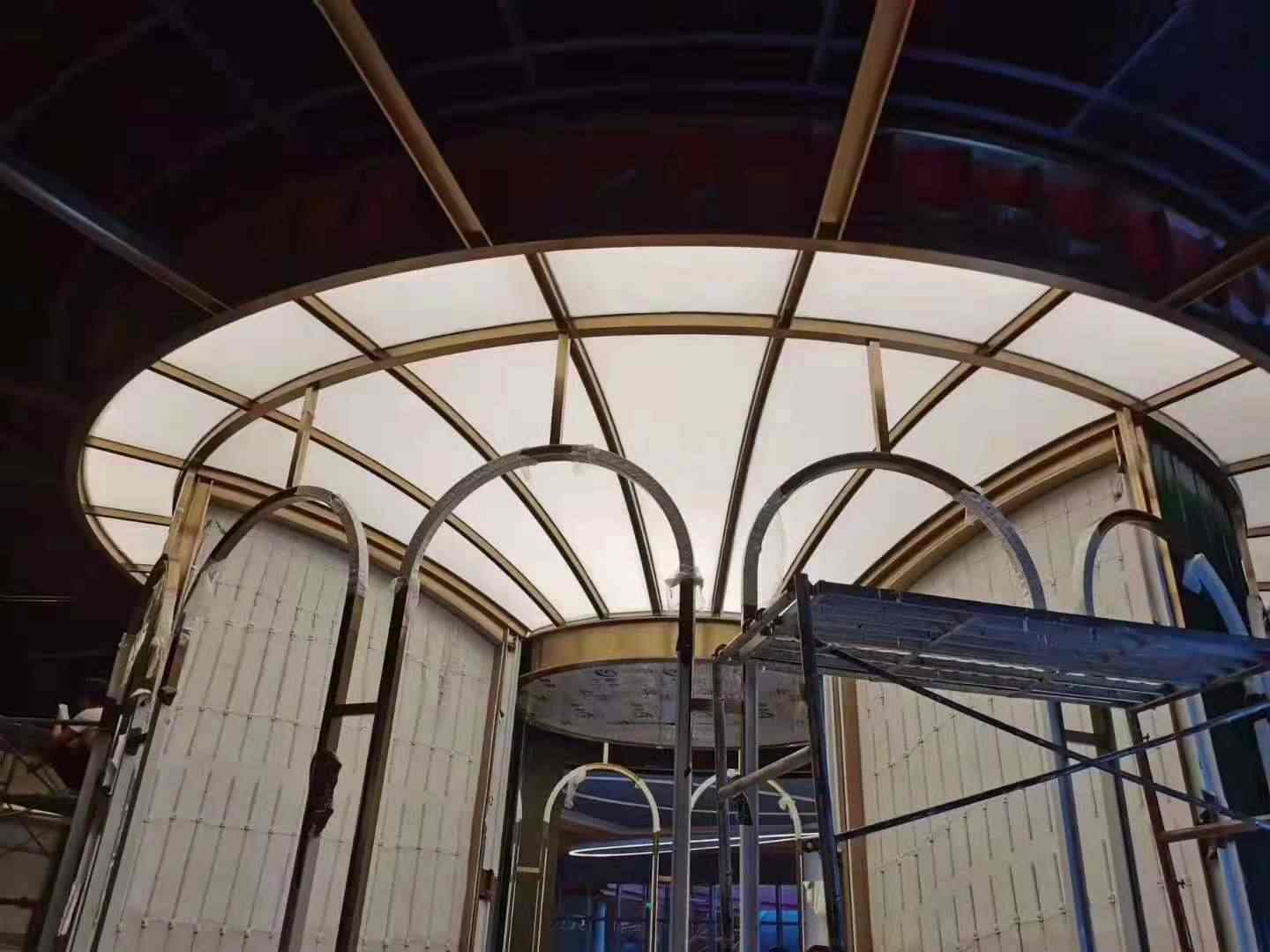 弧形与异形软膜